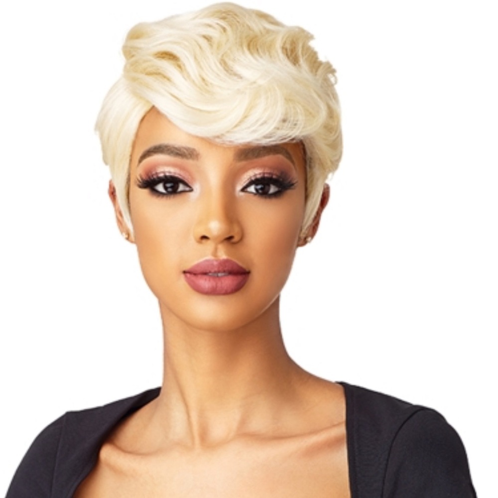Sensationnel Wig